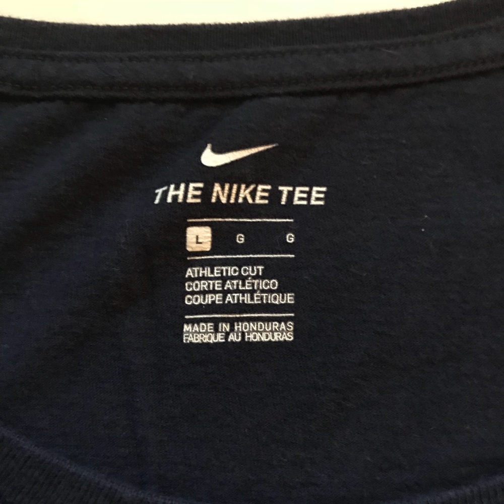 TSHIRT - Picture 2 of 3